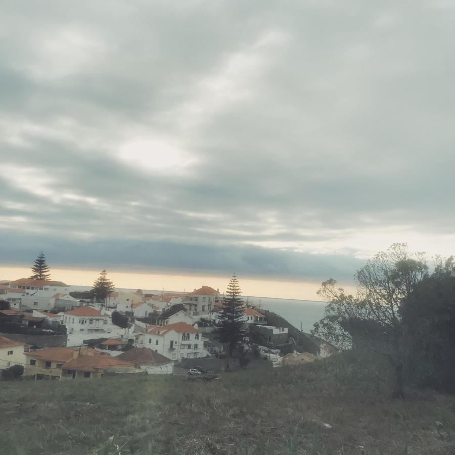 Azenhas Do Mar Roadside House Villa Colares Bagian luar foto