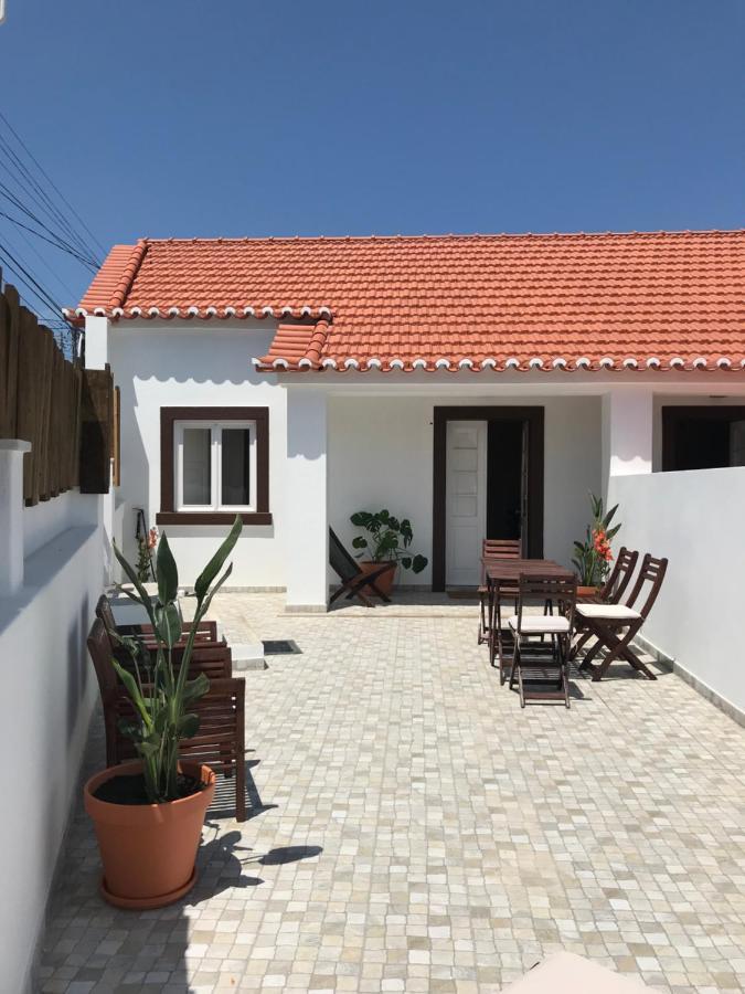Azenhas Do Mar Roadside House Villa Colares Bagian luar foto