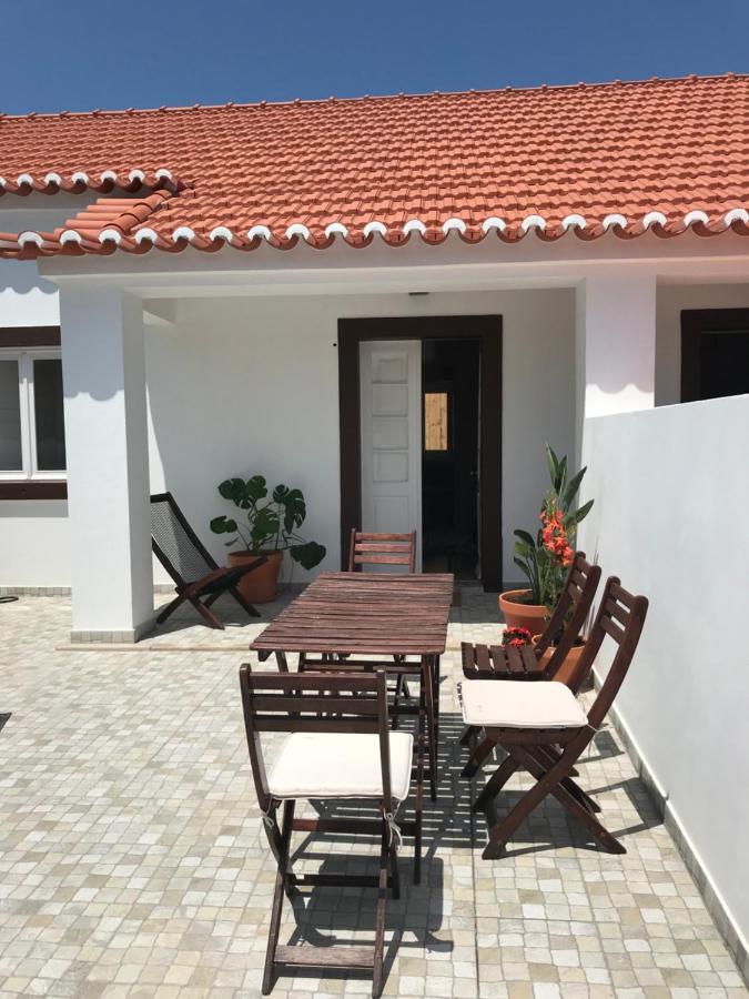 Azenhas Do Mar Roadside House Villa Colares Bagian luar foto