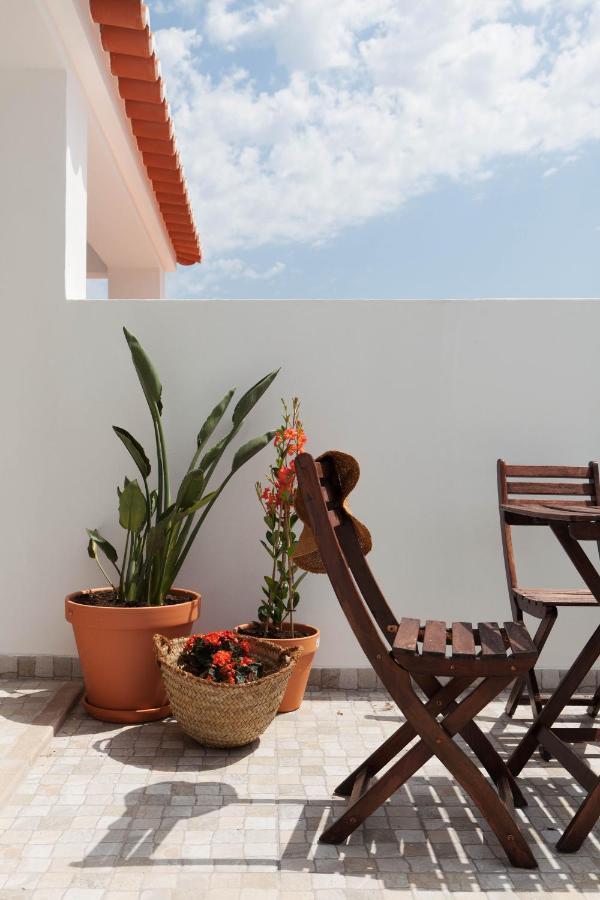 Azenhas Do Mar Roadside House Villa Colares Bagian luar foto