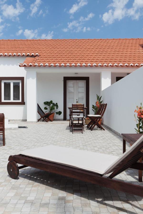 Azenhas Do Mar Roadside House Villa Colares Bagian luar foto