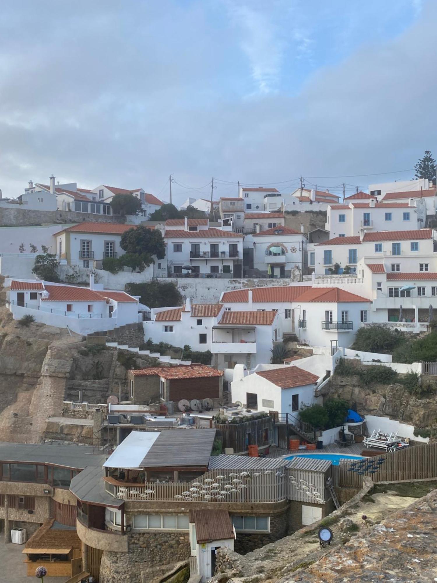 Azenhas Do Mar Roadside House Villa Colares Bagian luar foto